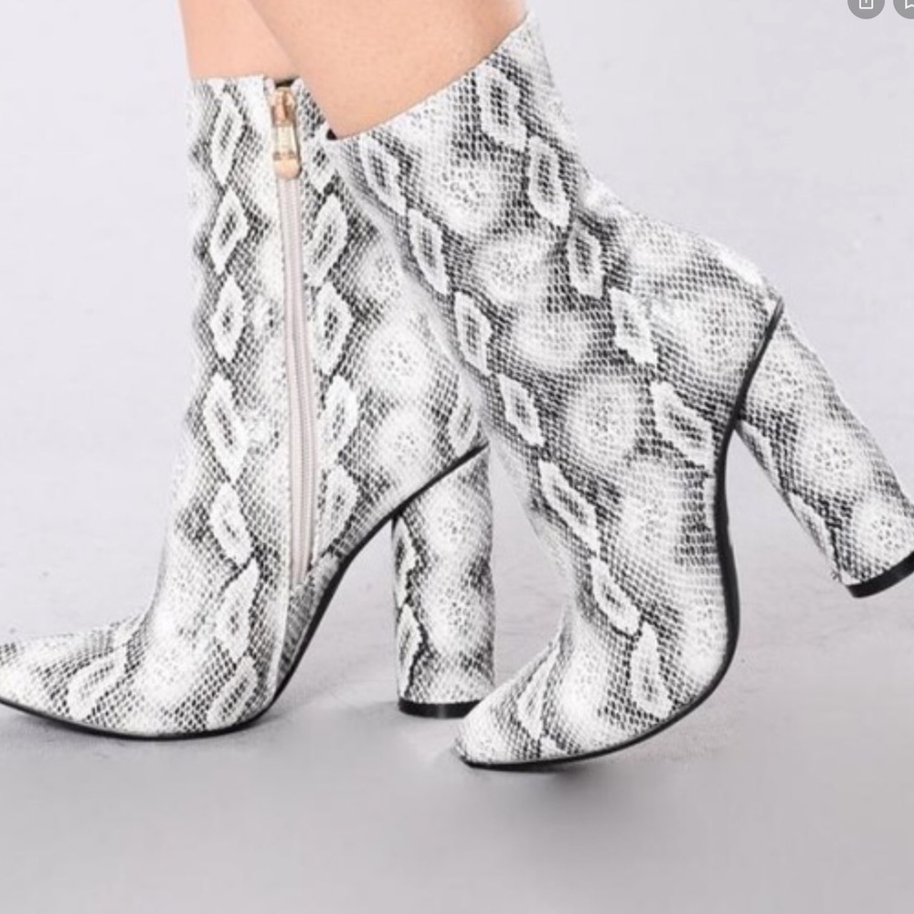 Boots - Picture 2 of 6
